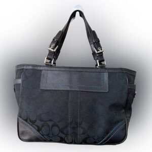 Coach Black and Gray Shoulder Bag# 8k49